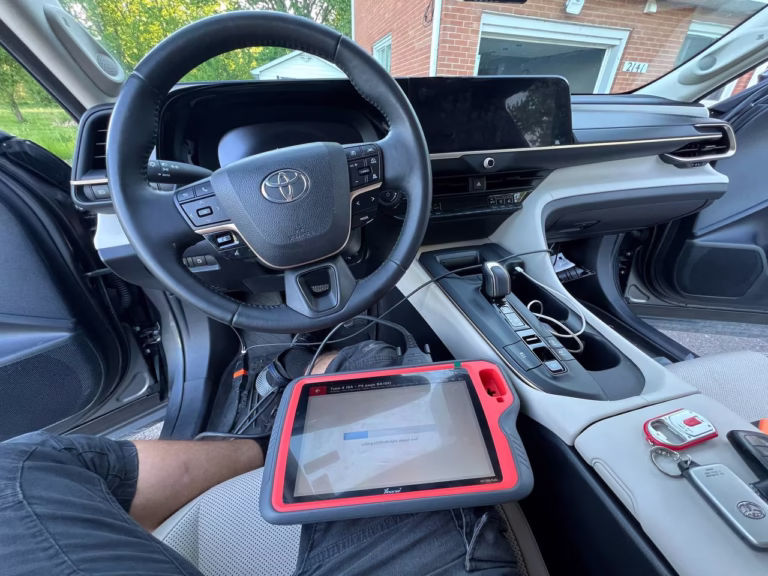 Autokey24: A Mobile Solution for Car Key Problems in Southwestern Ontario